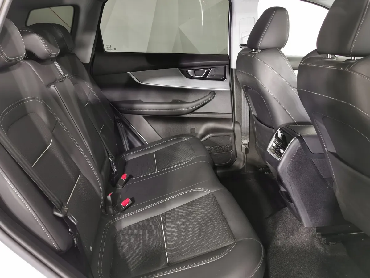 Chery Tiggo 7 Pro Max 1.6 7DCT 4WD (150 л.с.) Prestige Белый в АВИЛОН. Слайд №15