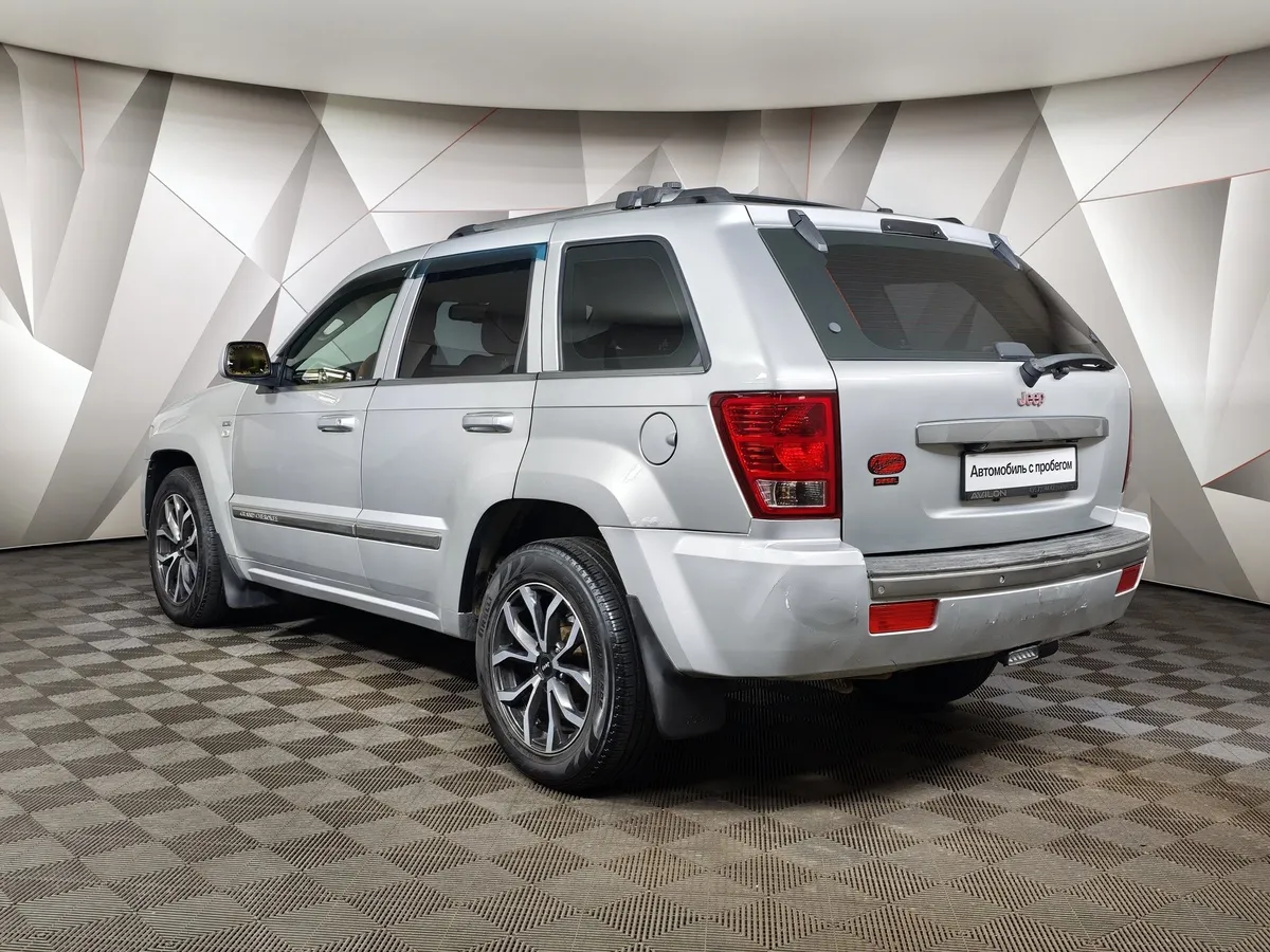 Jeep Grand Cherokee 3.0 CRD AT 4WD (218 л.с.) Серебристый в АВИЛОН. Слайд №4