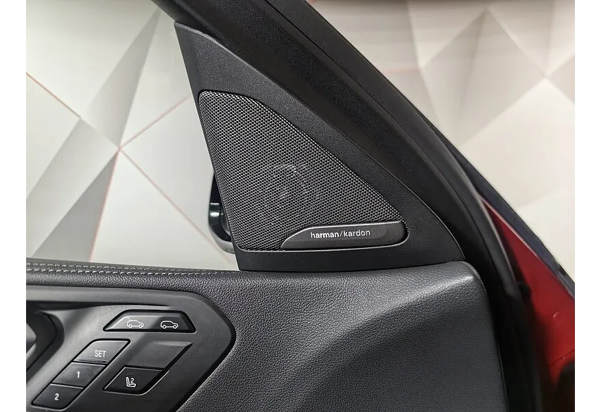 LIVE. Слайд №20