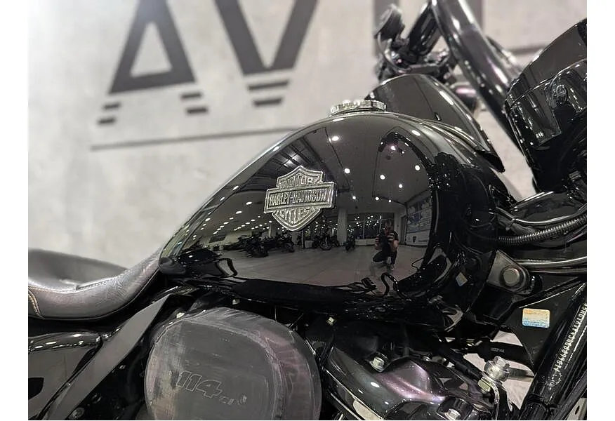 Harley-Davidson Road King Special 114 1923 см³ (106 л.с.) 1923 Черный в АВИЛОН. Слайд №10