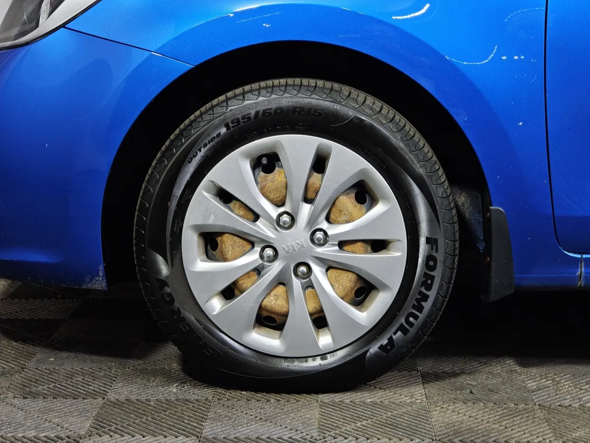 Kia Rio 1.4 AT (100 л.с.) Fleet Синий в АВИЛОН. Слайд №8
