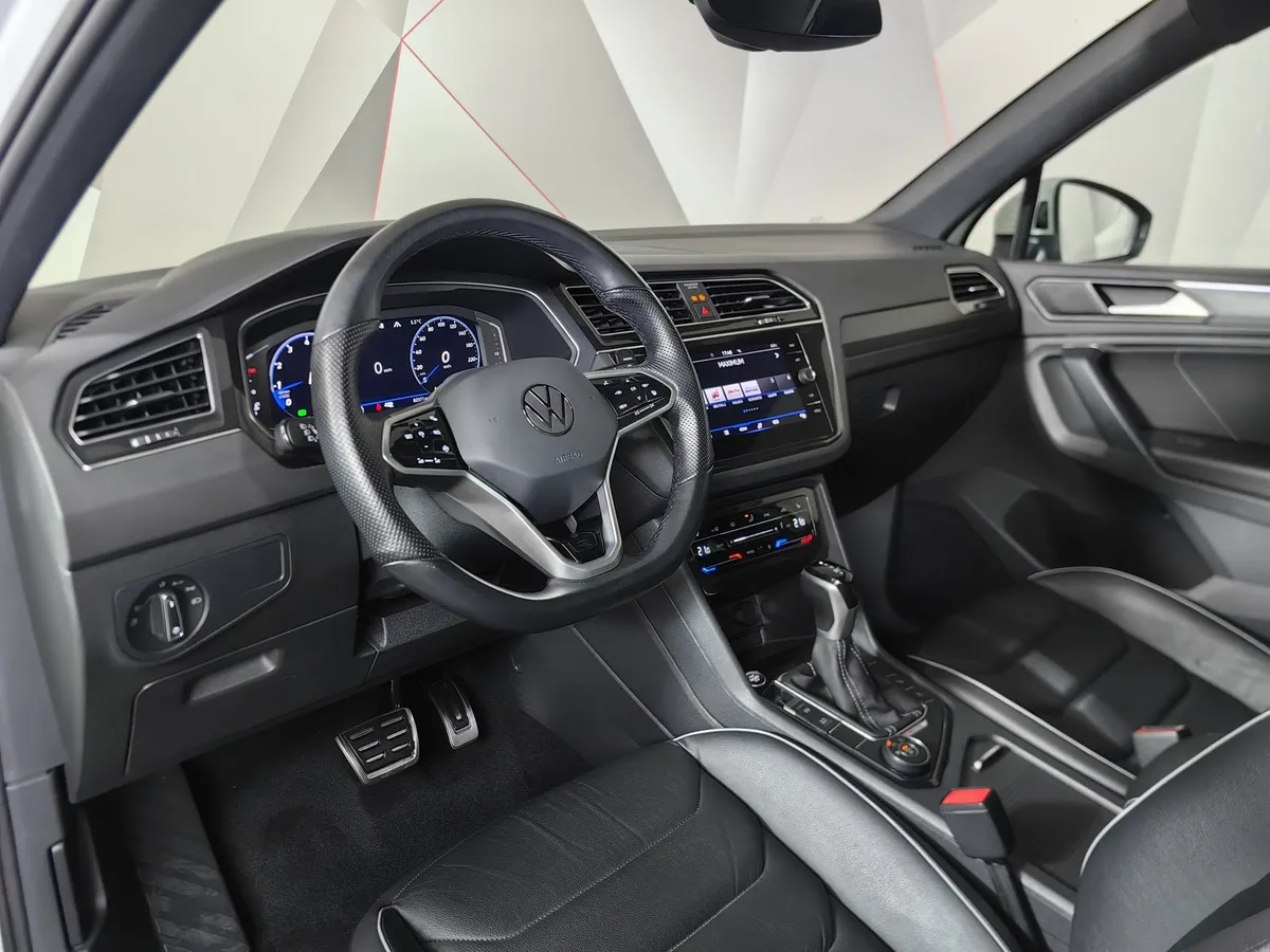 Volkswagen Tiguan 2.0 TSI 4Motion DSG (180 л.с.) Highline Белый в АВИЛОН. Слайд №19