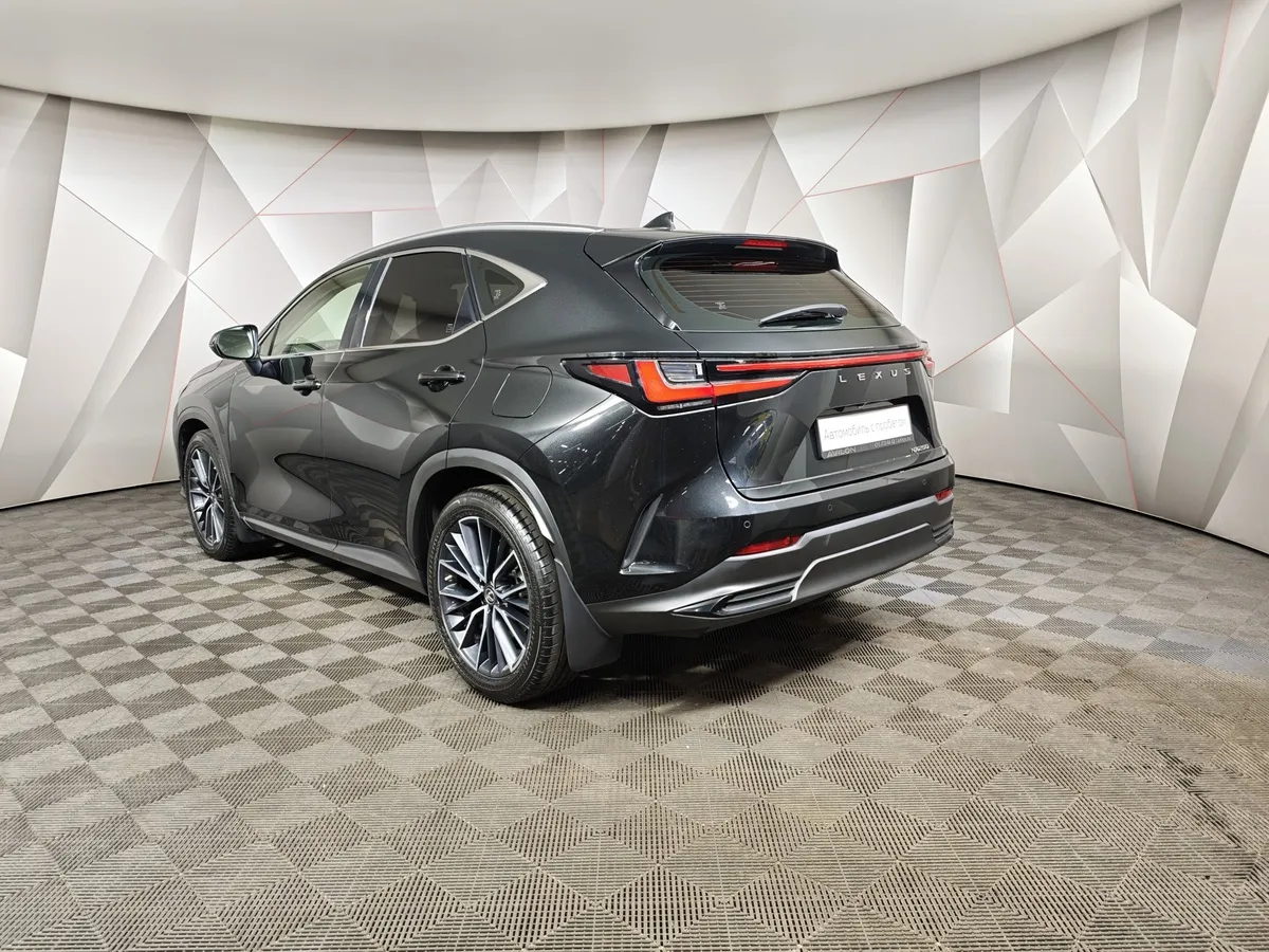 Lexus NX 2.5 AT AWD (200 л.с.) Luxury Черный в АВИЛОН. Слайд №4