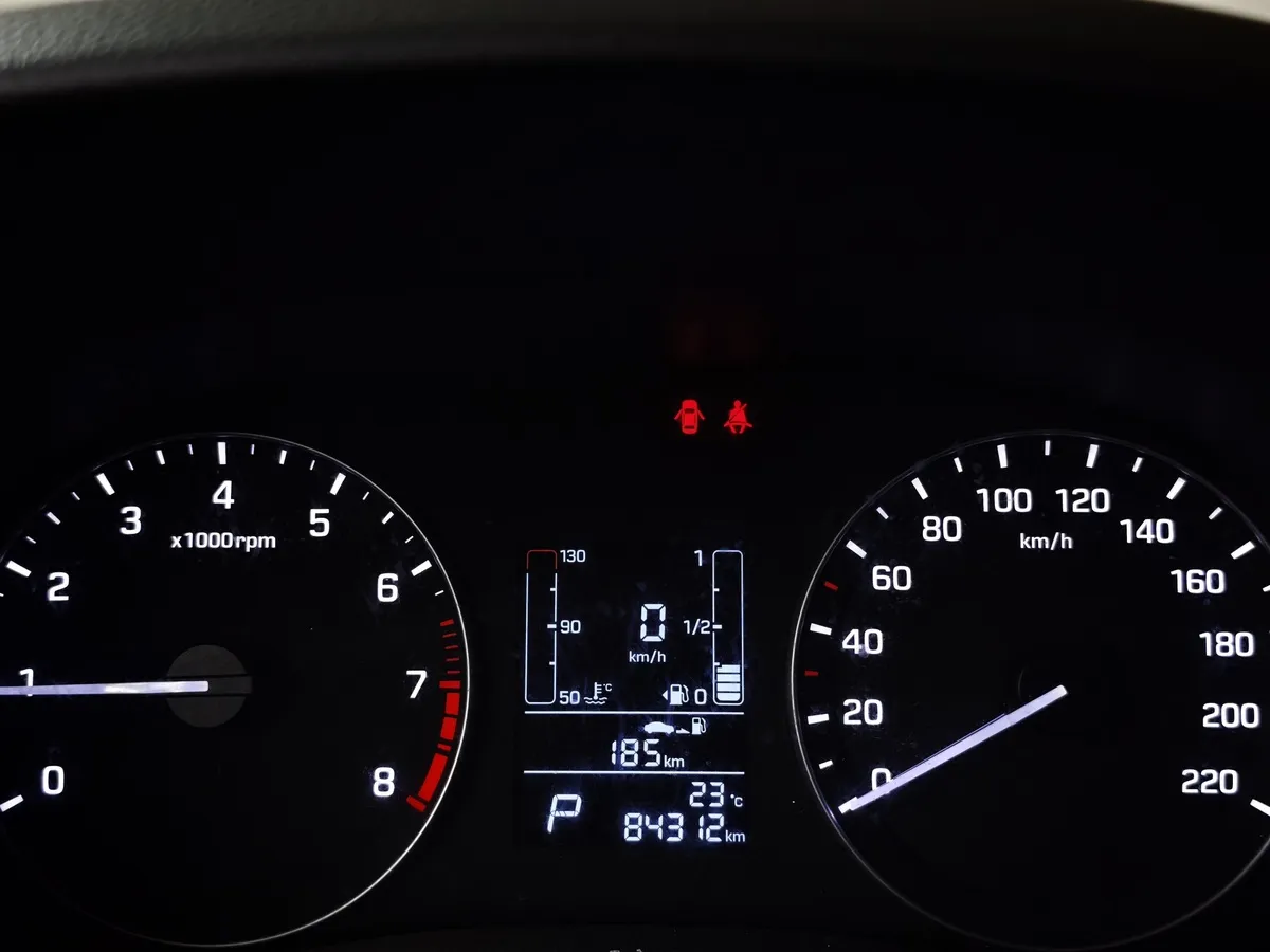Hyundai Creta 2.0 AT (149 л.с.) Comfort Красный в АВИЛОН. Слайд №18