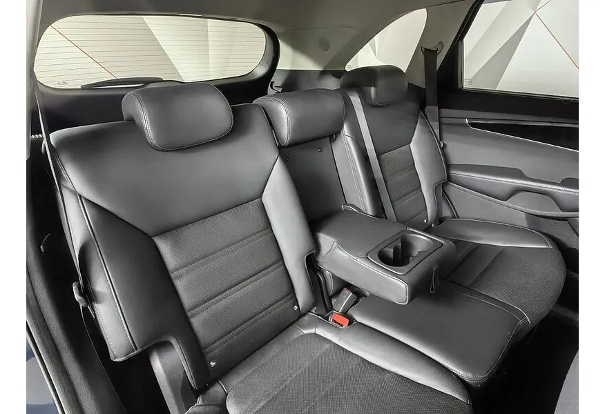 Kia Sorento 2.4 GDI AT AWD (188 л.с.) Prestige Синий в АВИЛОН. Слайд №17