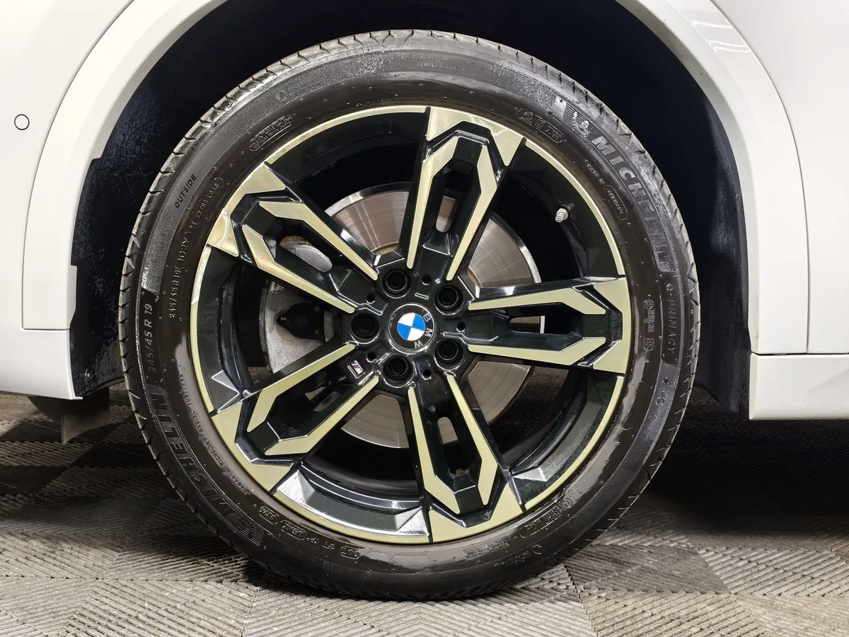 BMW X2 25i xDrive AT (204 л.с.) Белый в АВИЛОН. Слайд №6