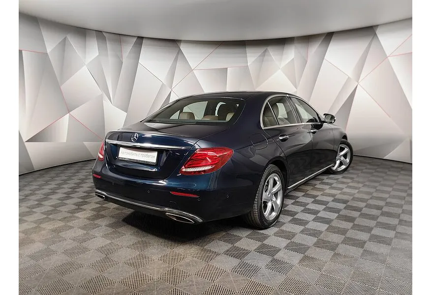 Mercedes-Benz E-Класс E 400 d 4MATIC 9G-TRONIC (333 л.с.) Luxury Зеленый в АВИЛОН. Слайд №2