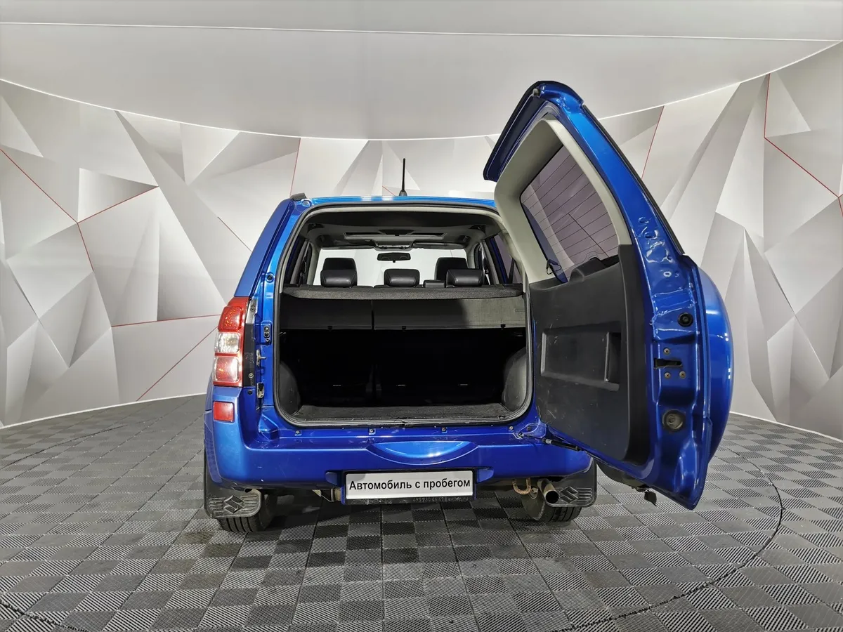 Suzuki Grand Vitara 2.0 AT (140 л.с.) Голубой в АВИЛОН. Слайд №10