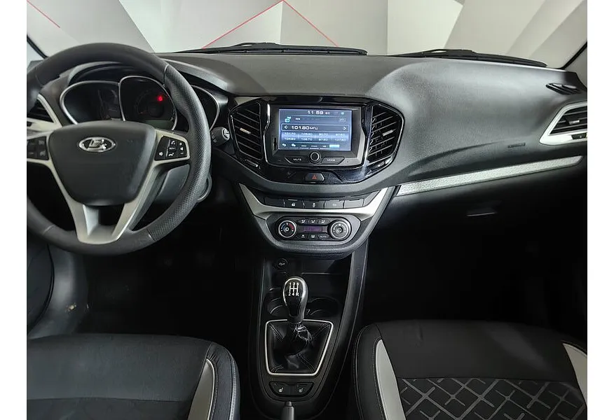 ВАЗ (Lada) Vesta 1.8 MT (122 л.с.) Оранжевый в АВИЛОН. Слайд №14