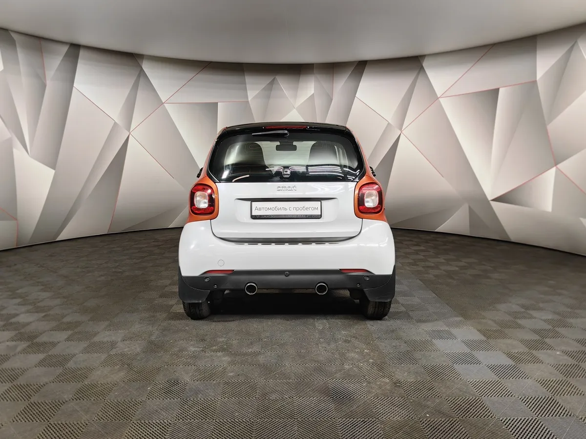 Smart Fortwo 0.9 T AMT twinamic (90 л.с.) Оранжевый в АВИЛОН. Слайд №8