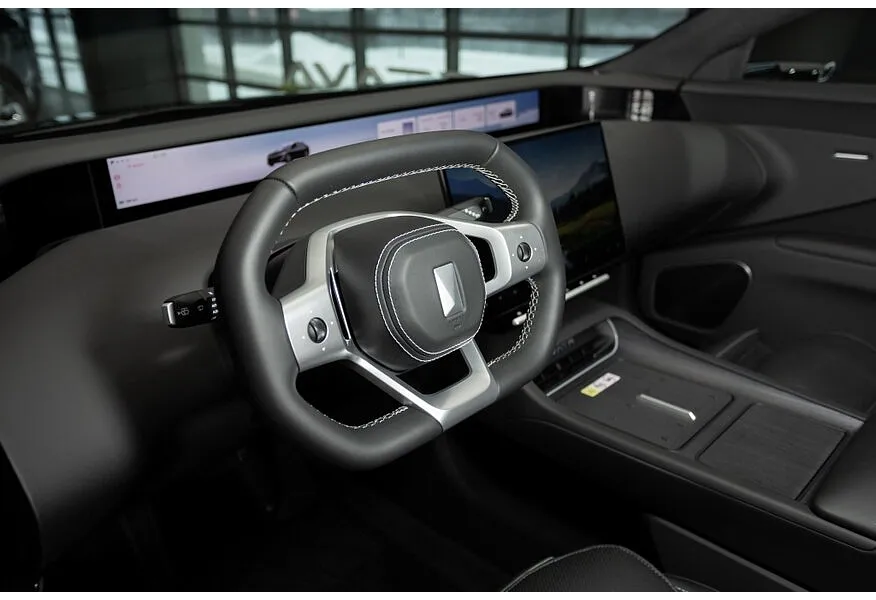 Avatr 12 AT 4WD (578 л.с.) Dual Motor Business Серый в АВИЛОН. Слайд №8