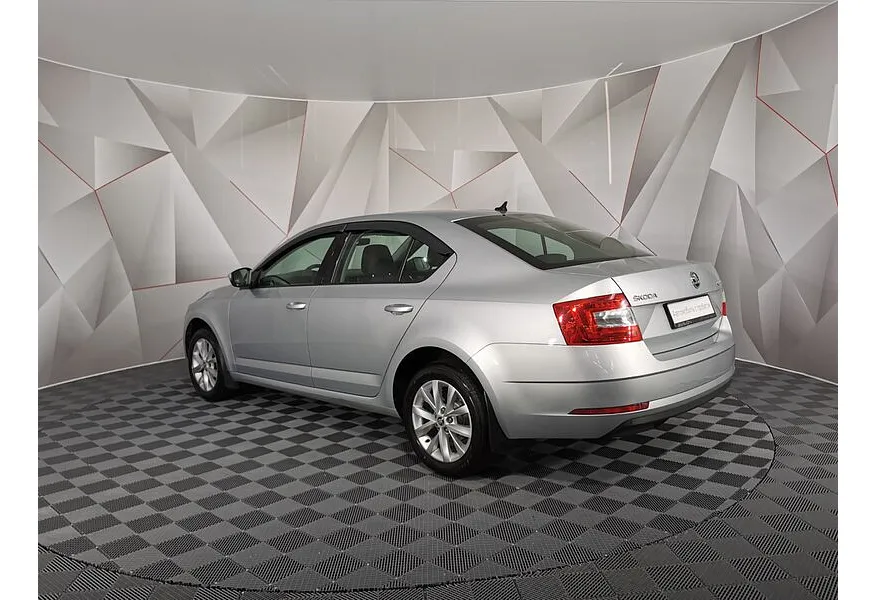 Skoda Octavia 1.6 AT (110 л.с.) Серебристый в АВИЛОН. Слайд №7