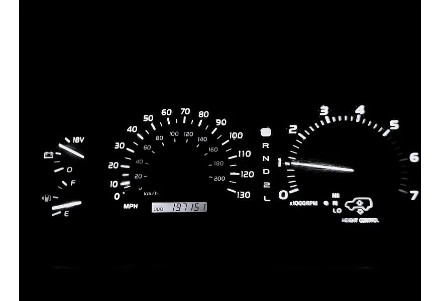 АВИЛОН - Lexus LX 470 AT (234 л.с.) Черный - slide 15