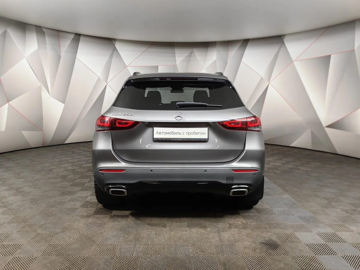 Mercedes-Benz GLA 250 8G-DCT 4MATIC (224 л.с.) Progressive Серый в АВИЛОН. Слайд №8