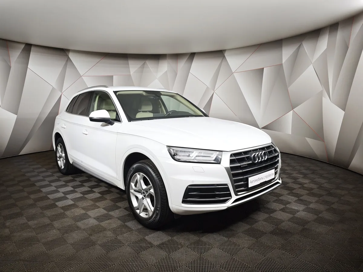 Audi Q5 2.0 TFSI S tronic quattro (249 л.с.) Design Белый в АВИЛОН. Слайд №3
