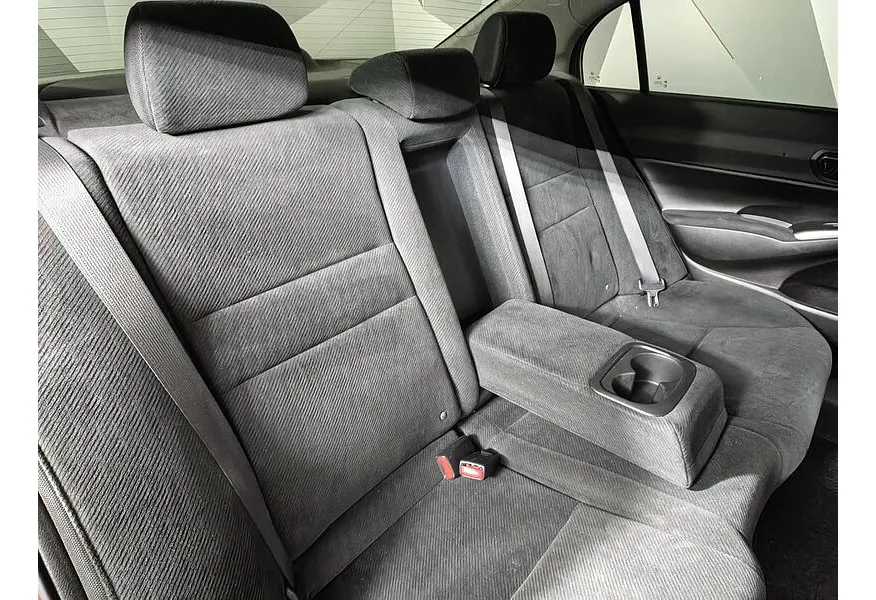 Honda Civic 1.8 I-SHIFT (140 л.с.) Красный в АВИЛОН. Слайд №15 Honda Civic 1.8 I-SHIFT (140 л.с.) Красный в АВИЛОН. Слайд №15