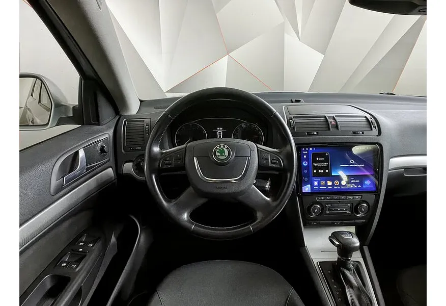 АВИЛОН - Skoda Octavia 1.8 TSI AT (152 л.с.) Серый - slide 12
