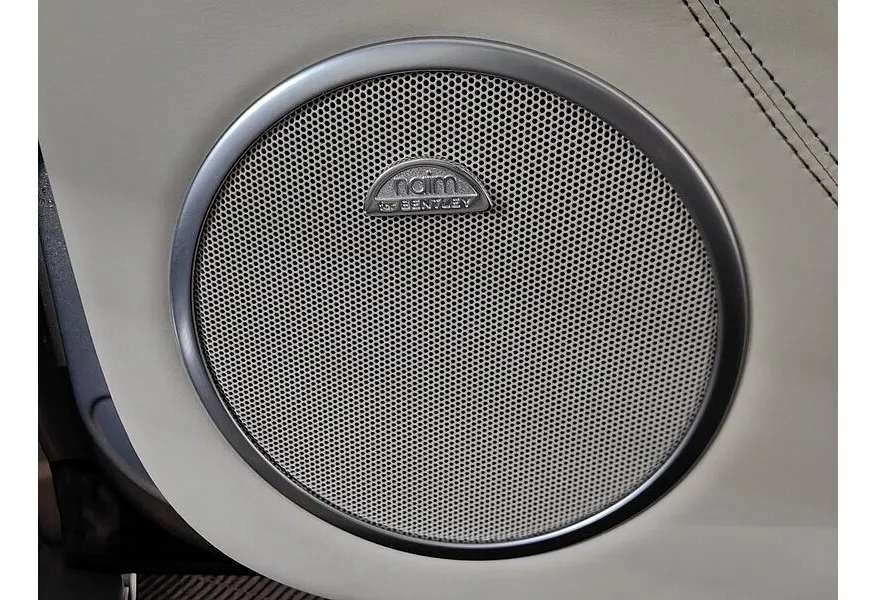 Bentley Continental GT 6.0 AT (575 л.с.) Серый в АВИЛОН. Слайд №22