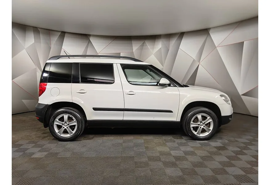 Skoda Yeti 1.4 TSI DSG (122 л.с.) Active Белый в АВИЛОН. Слайд №6