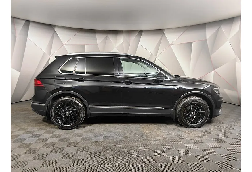 Volkswagen Tiguan 2.0 TSI 4Motion DSG (180 л.с.) Highline Черный в АВИЛОН. Слайд №6