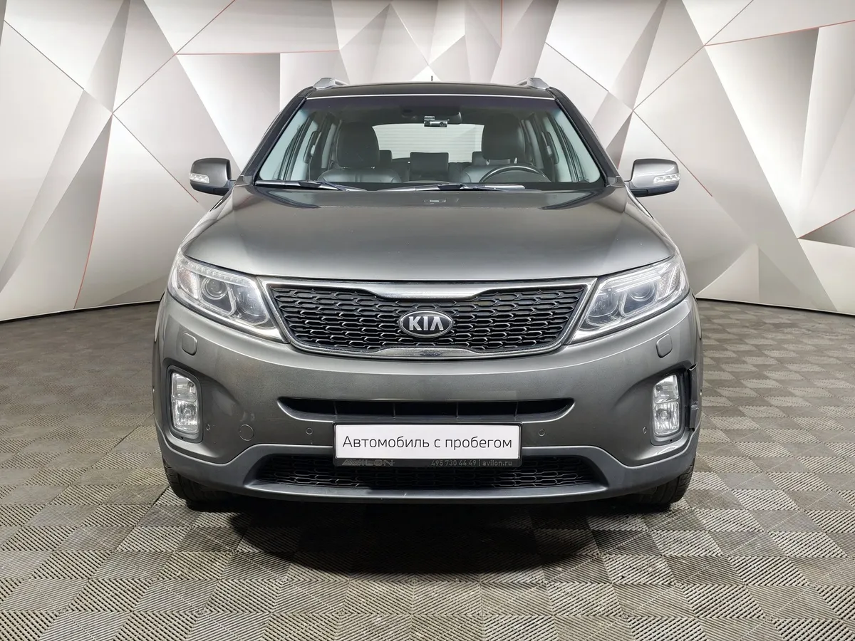Kia Sorento 2.4 AT 4WD (175 л.с.) Comfort Серый в АВИЛОН. Слайд №7