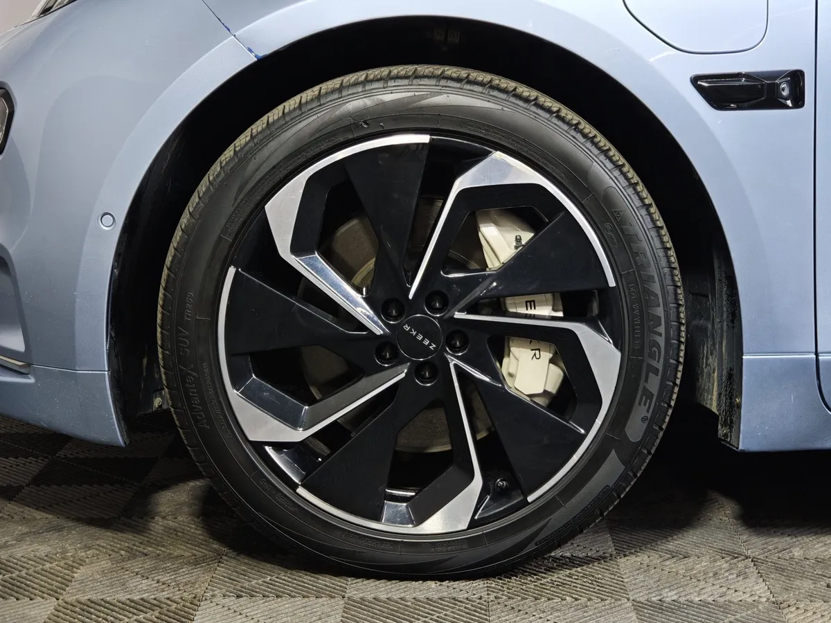 Zeekr 001 AT 4WD (544 л.с.) Z-Sport Синий в АВИЛОН. Слайд №9