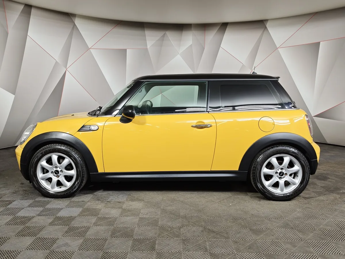 MINI Hatch 1.6 AT (122 л.с.) Желтый в АВИЛОН. Слайд №5