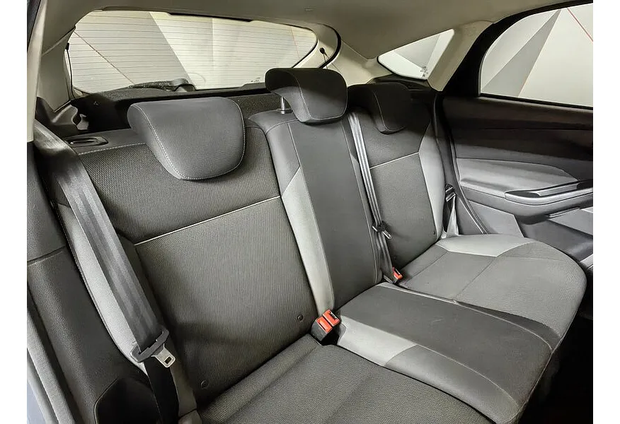 Ford Focus 1.6 MT (105 л.с.) Trend Серый в АВИЛОН. Слайд №15