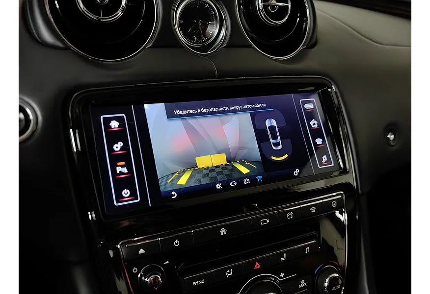 Jaguar XJ 3.0 AT AWD LWB (340 л.с.) Luxury Черный в АВИЛОН. Слайд №21