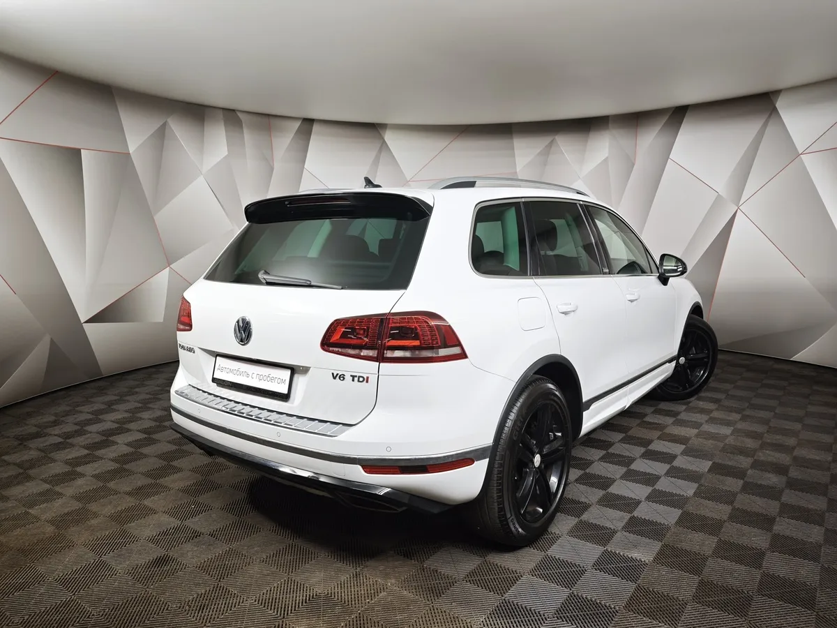 Volkswagen Touareg 3.0 TDI Tiptronic 4Motion (245 л.с.) Белый в АВИЛОН. Слайд №2