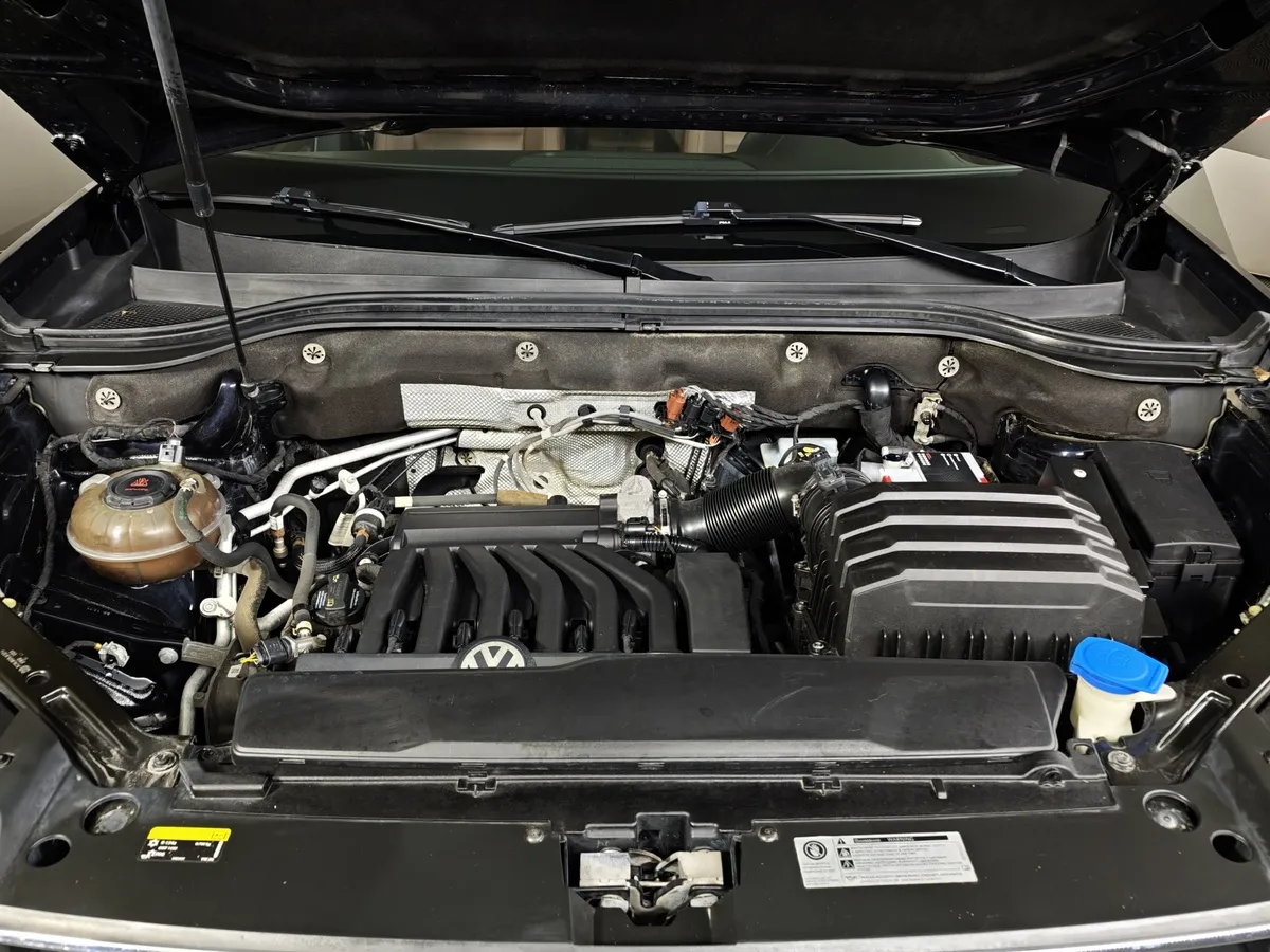 Volkswagen Teramont 3.6 V6 AT 4Motion (249 л.с.) Respect Черный в АВИЛОН. Слайд №11