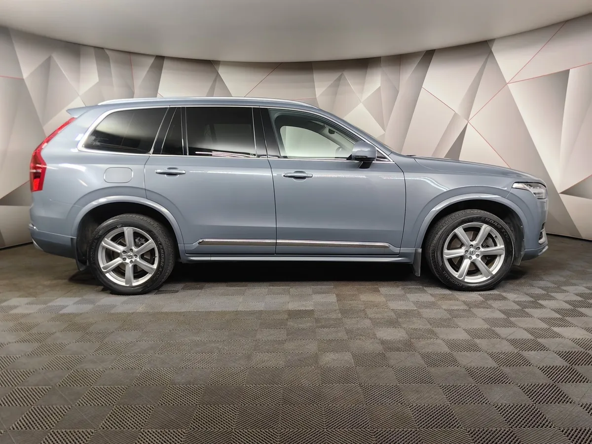 Volvo XC90 2.0 D5 Drive-E AT AWD (7 мест) (235 л.с.) Momentum Серый в АВИЛОН. Слайд №6