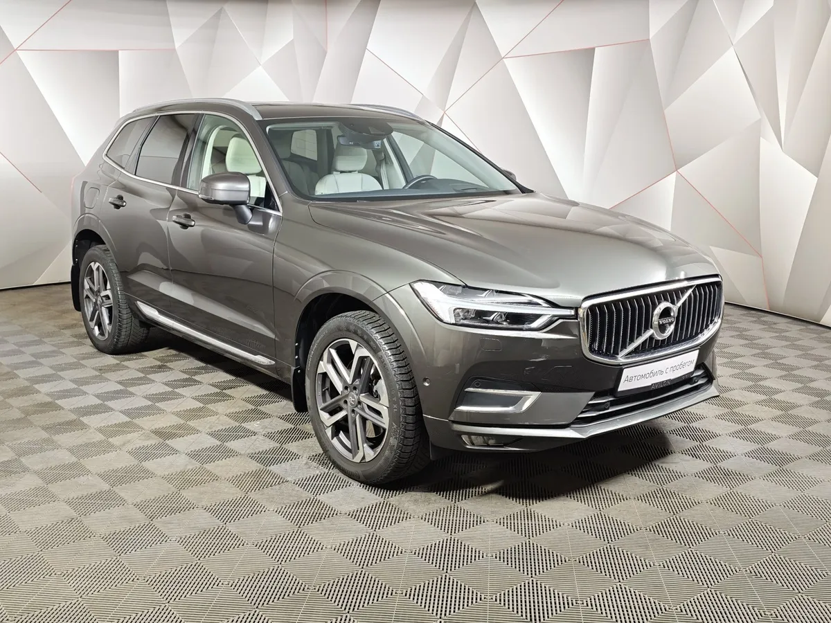 Volvo XC60 2.0 T5 AT AWD (249 л.с.) Inscription Зеленый в АВИЛОН. Слайд №3