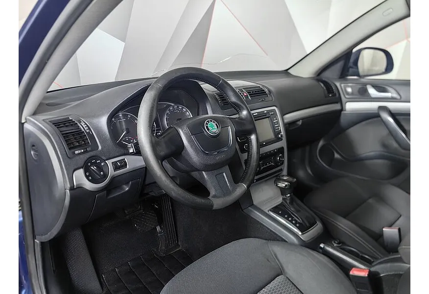 АВИЛОН - Skoda Octavia 1.8 TSI DSG (152 л.с.) Синий - slide 12