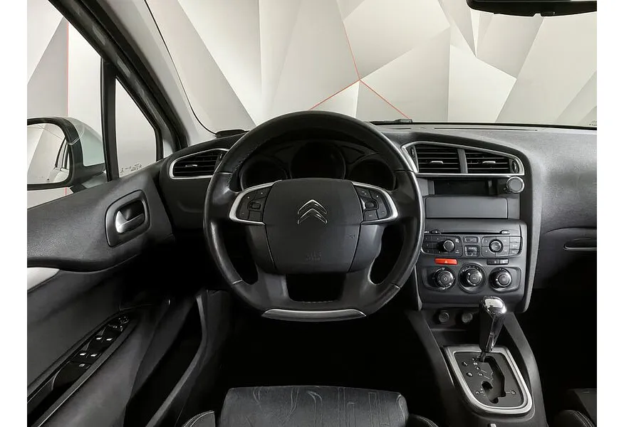 Citroen C4 1.6 VTi AT (120 л.с.) Белый в АВИЛОН. Слайд №20 Citroen C4 1.6 VTi AT (120 л.с.) Белый в АВИЛОН. Слайд №20