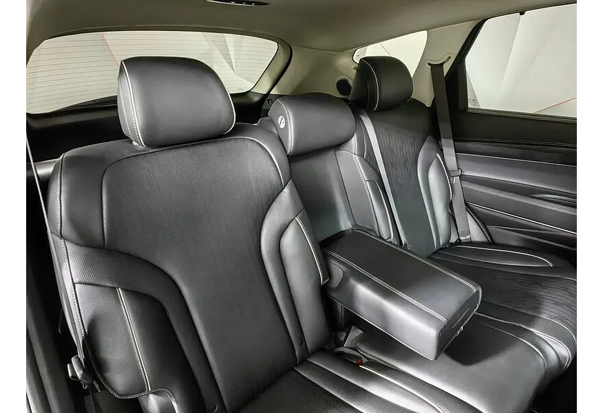 Genesis GV80 3.0D VGT 8AT 4WD (249 л.с.) Luxury + Advanced Smart Sense Черный в АВИЛОН. Слайд №17