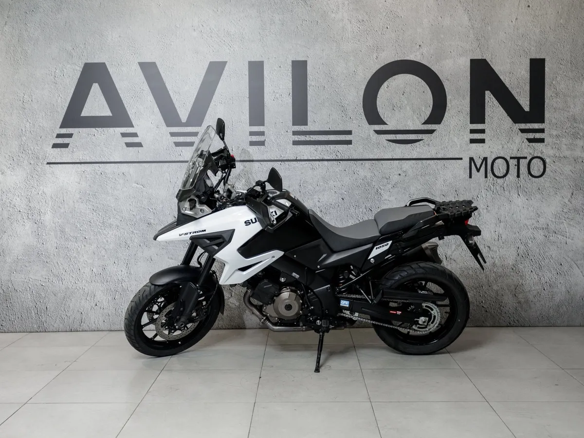 Suzuki V-Strom DL 1050 RQ V-Strom DL 1050 RQ 1050 см³ 1037 Белый в АВИЛОН. Слайд №2