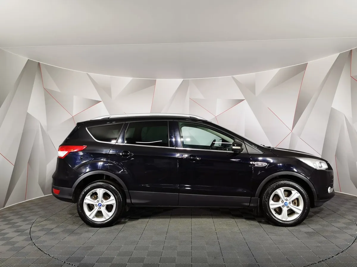 Ford Kuga 1.6 EcoBoost AT AWD (150 л.с.) Черный в АВИЛОН. Слайд №6