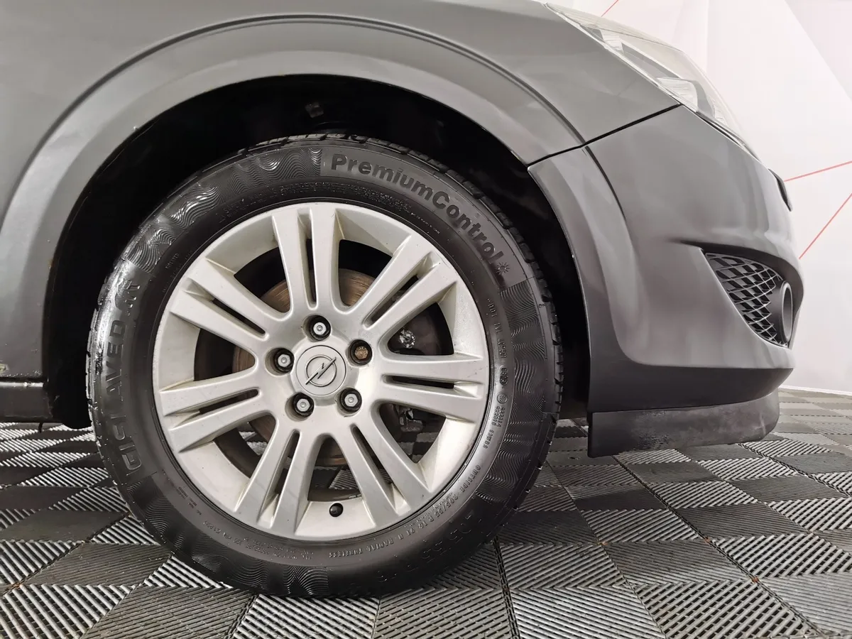 Opel Astra 1.8 AT (140 л.с.) base Серый в АВИЛОН. Слайд №9