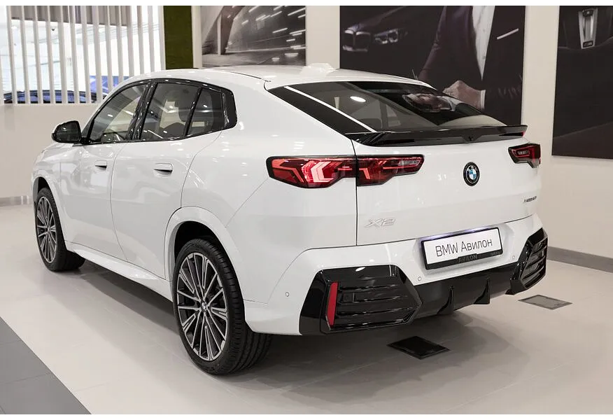 BMW X2 20i xDrive AT (192 л.с.) Серый в АВИЛОН. Слайд №6