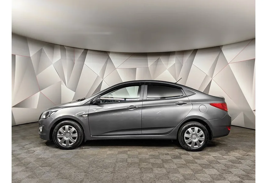 Hyundai Solaris 1.6 AT (123 л.с.) Comfort Серый в АВИЛОН. Слайд №5 Hyundai Solaris 1.6 AT (123 л.с.) Comfort Серый в АВИЛОН. Слайд №5