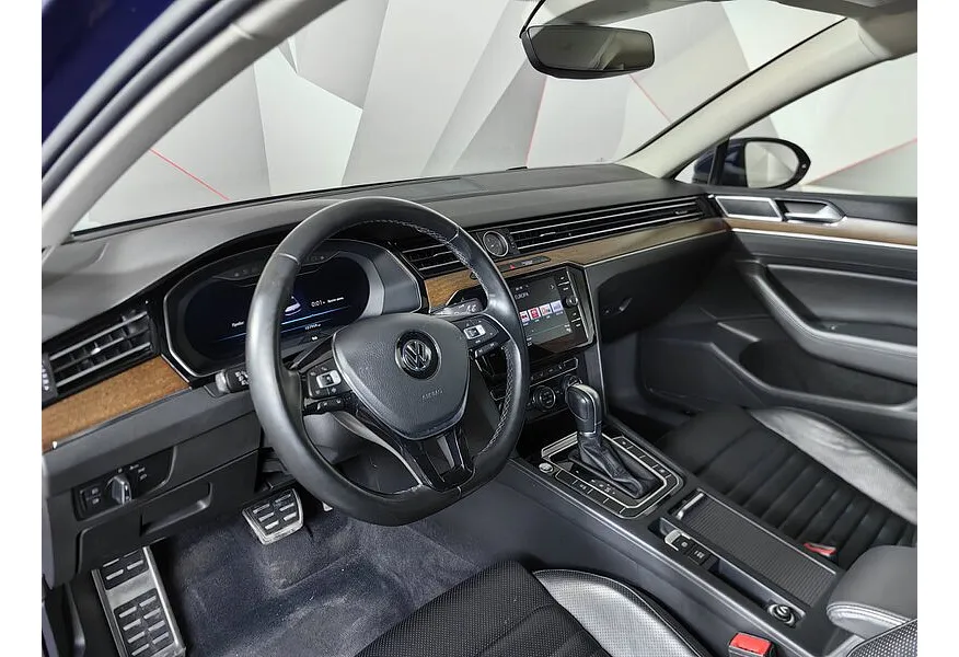 Volkswagen Passat 1.8 TSI BlueMotion DSG (180 л.с.) Highline Синий в АВИЛОН. Слайд №19