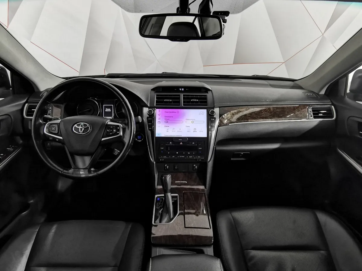 Toyota Camry 2.5 AT (181 л.с.) Стандарт Черный в АВИЛОН. Слайд №13