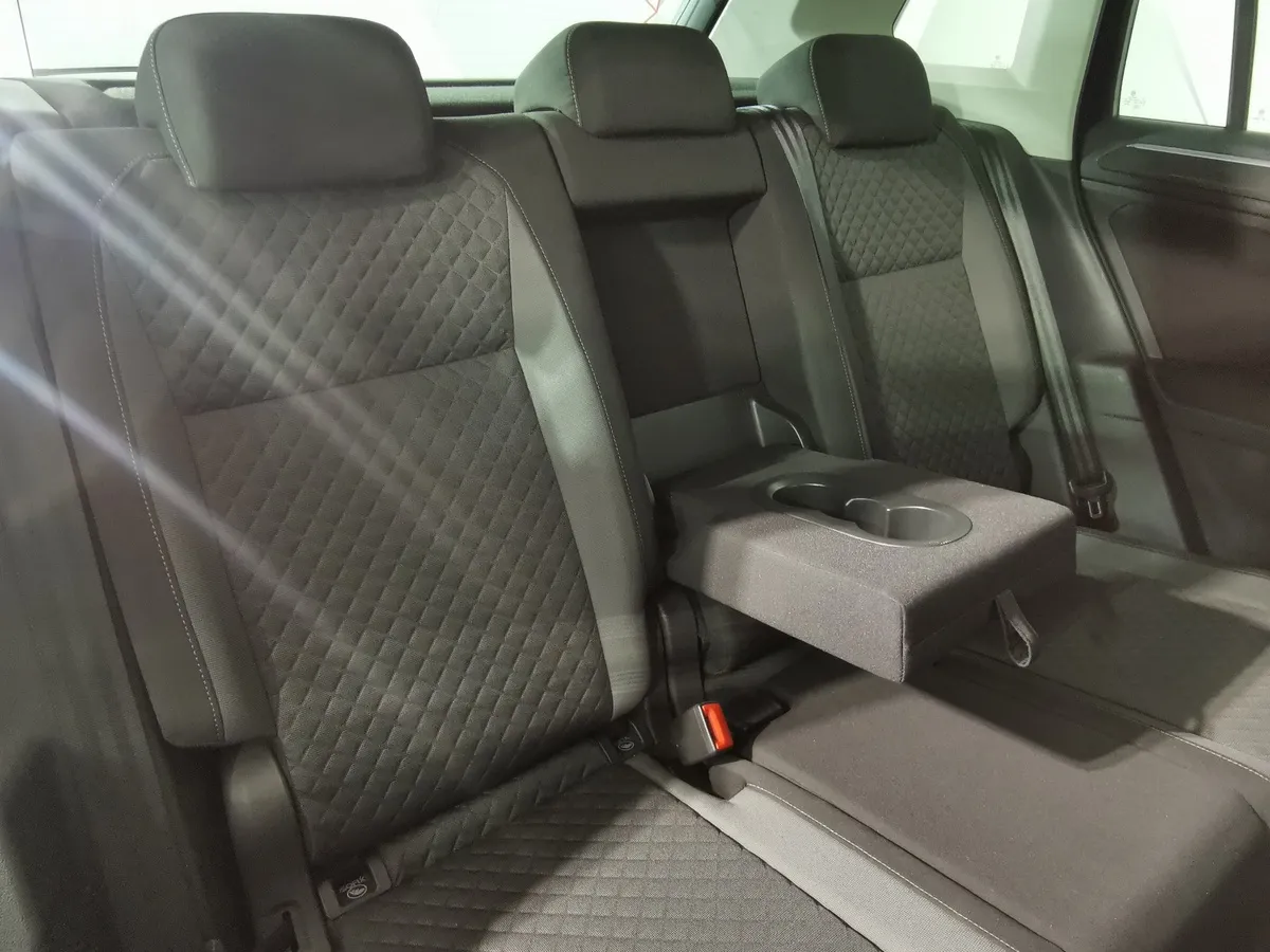 Volkswagen Tiguan 2.0 TDI 4Motion DSG (150 л.с.) OFFROAD Синий в АВИЛОН. Слайд №16