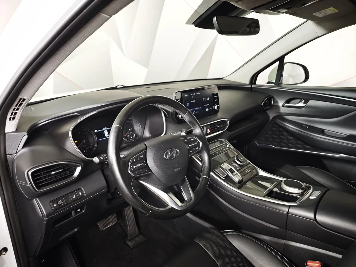 Hyundai Santa Fe 2.2 CRDi AWD 8AT (200 л.с.) Lifestyle Белый в АВИЛОН. Слайд №19