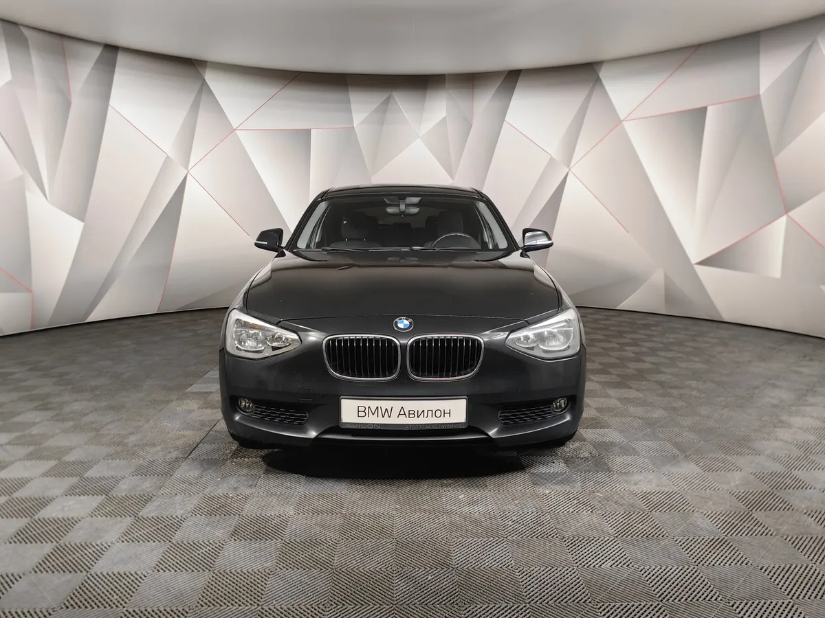 BMW 1 серия 116i AT (136 л.с.) Черный в АВИЛОН. Слайд №3