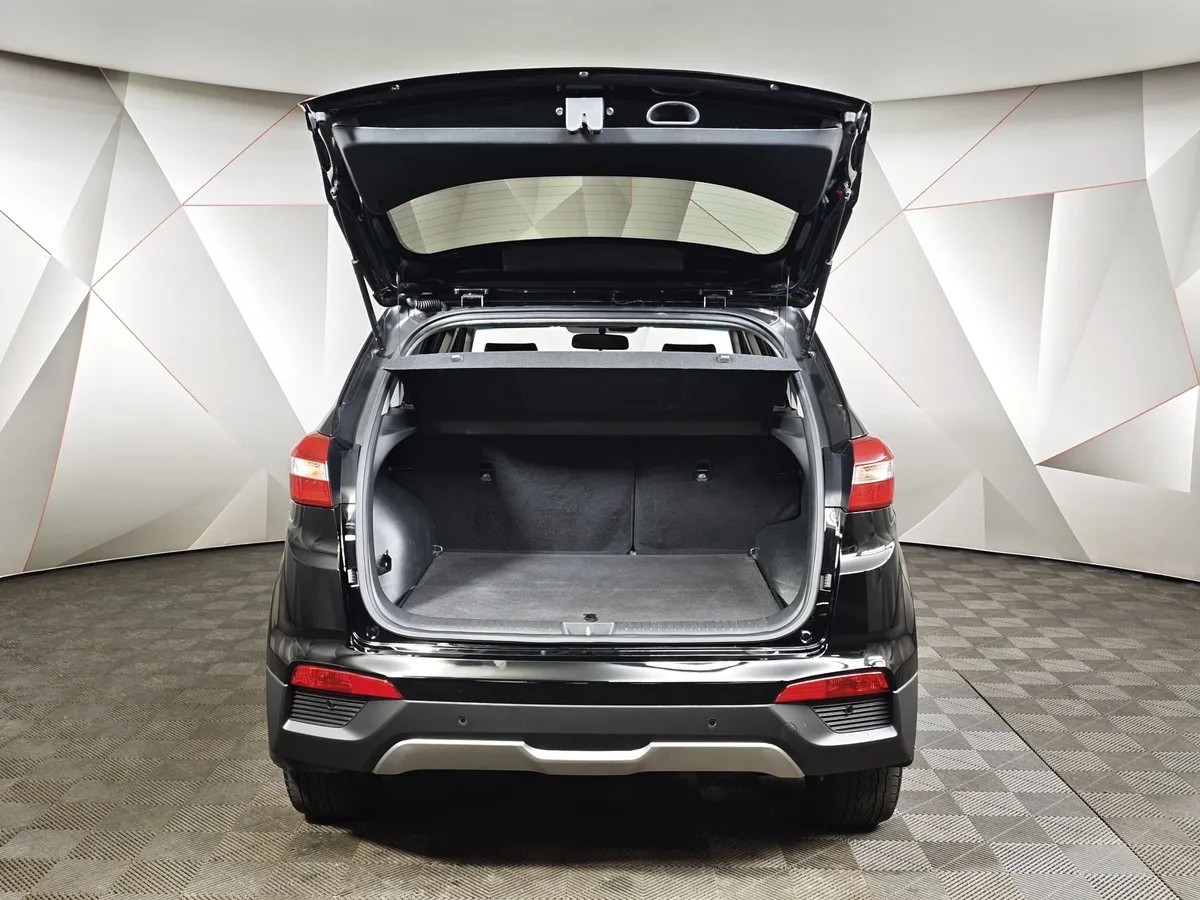 Hyundai Creta 2.0 AT AWD (149 л.с.) Travel Черный в АВИЛОН. Слайд №12