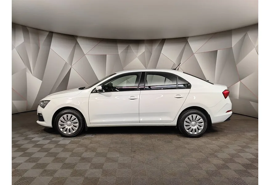 Skoda Rapid 1.4 DSG (125 л.с.) Ambition Белый в АВИЛОН. Слайд №5