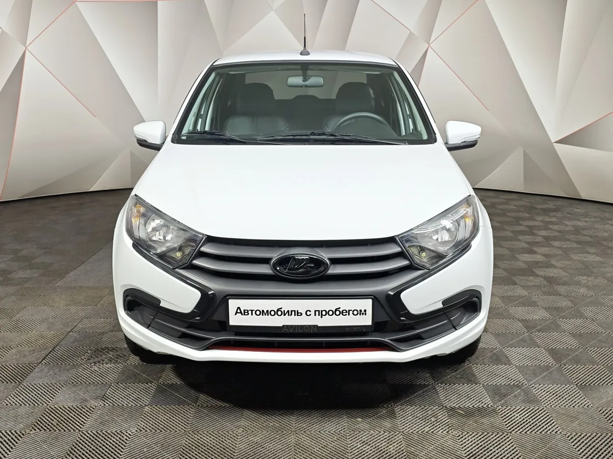 ВАЗ (Lada) Granta 1.6 MT 8кл (87 л.с.) Белый в АВИЛОН. Слайд №7