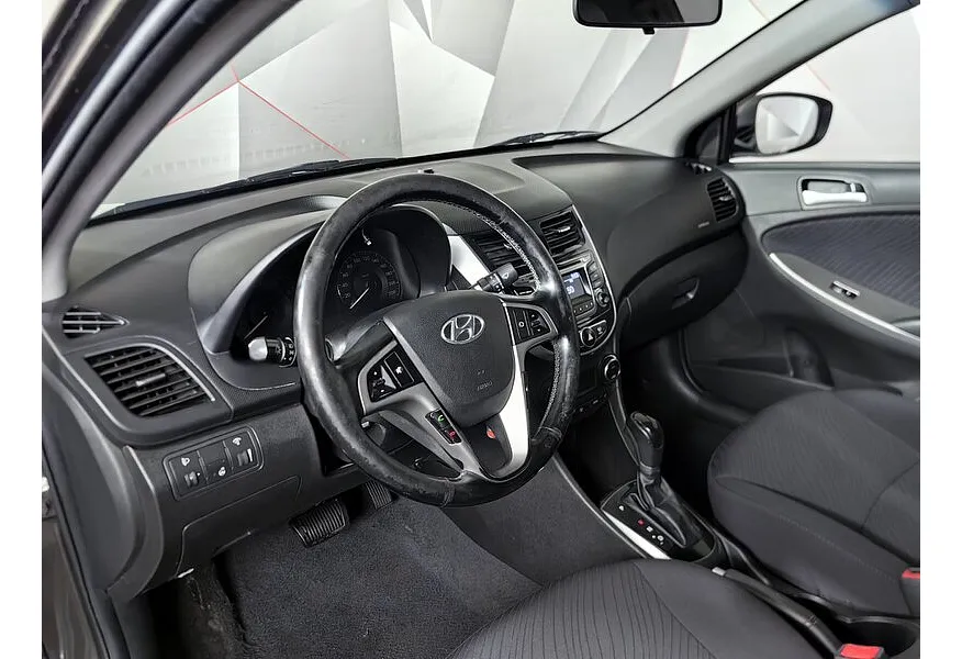 Hyundai Solaris 1.6 AT (123 л.с.) Active Plus Коричневый в АВИЛОН. Слайд №17